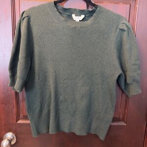 Terra & Sky Olive Short Sleeve Sweater